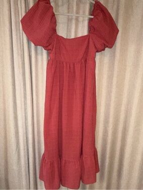 Storia Rust Red Puff Sleeve Midi Dress